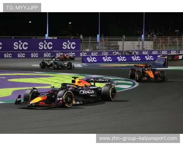 赛车进站过快罚时，冠军梦想被毁